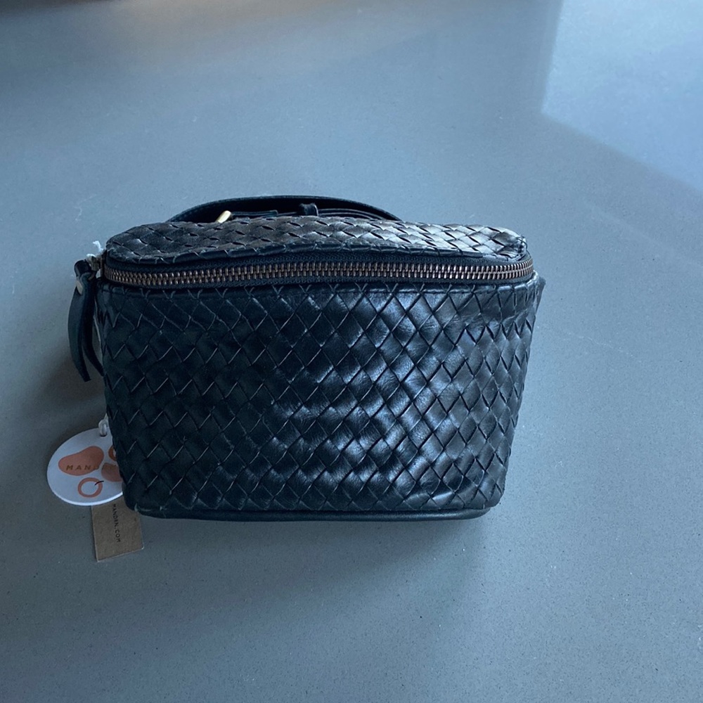NWT MANDRN Leather Belt Bag